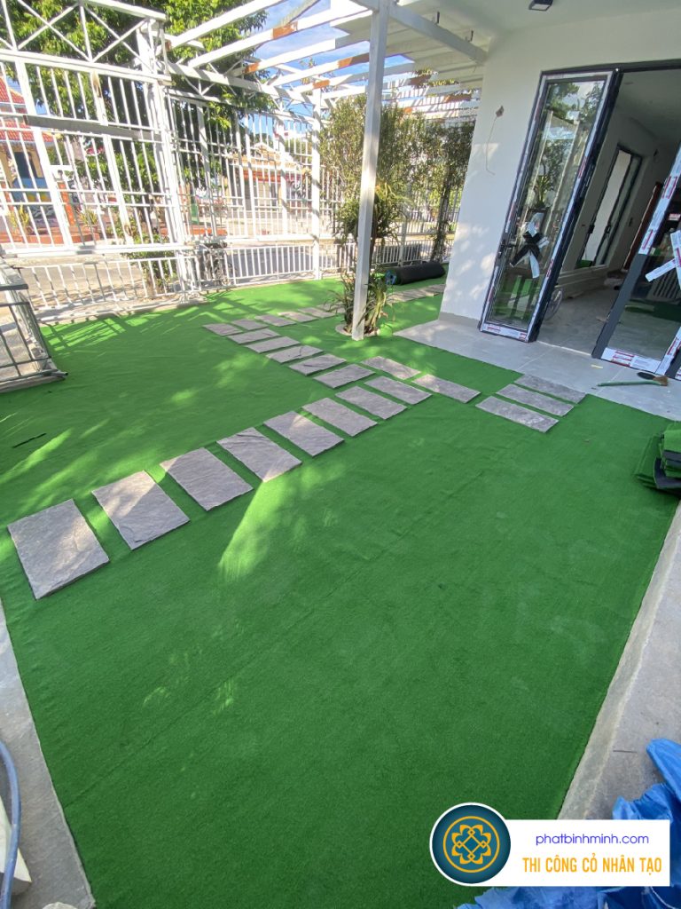 thi-cong-co-nhan-tao-da-nang-04